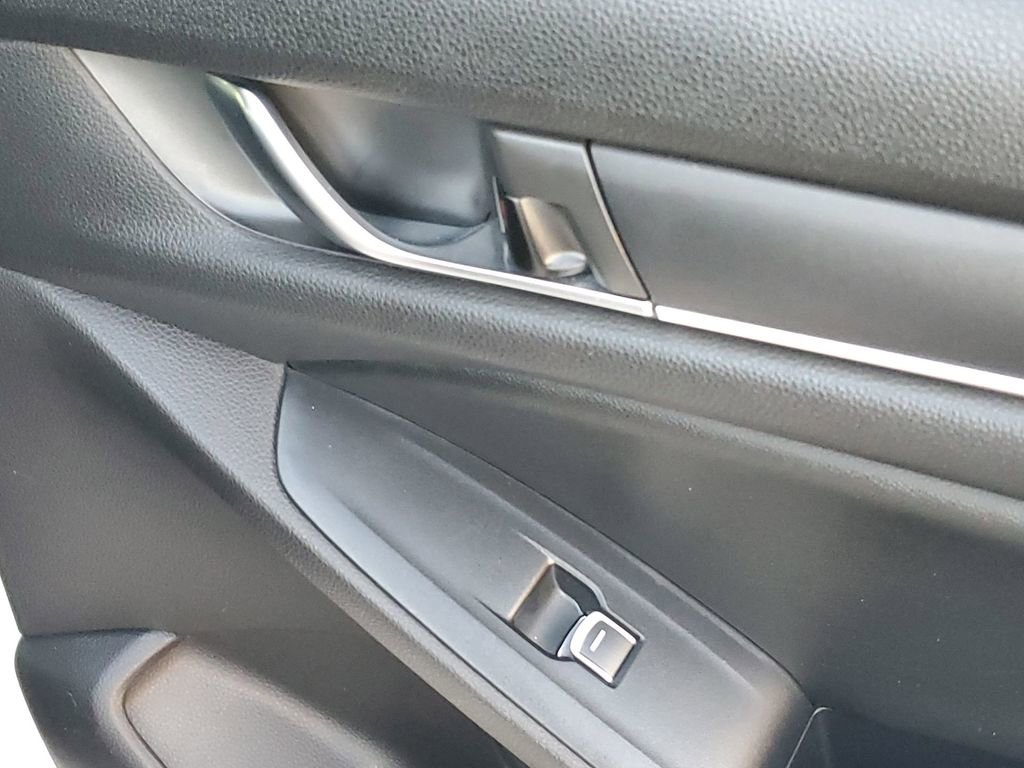 Used 2021 Honda Accord Sport image 37