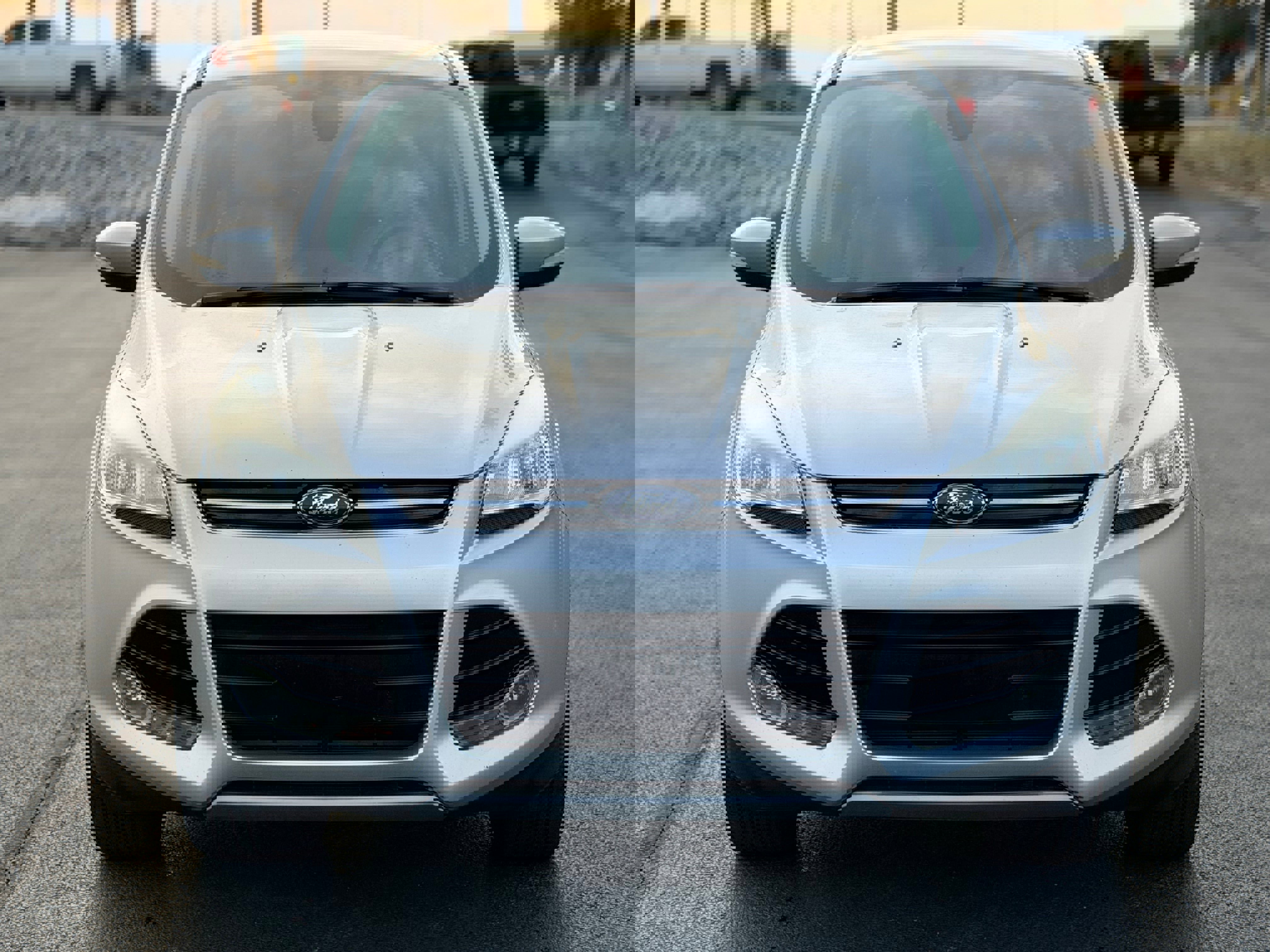 Used 2013 Ford Escape SEL image 2