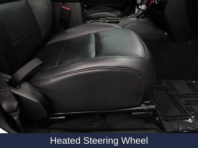 Used 2023 Jeep Wrangler Altitude image 39