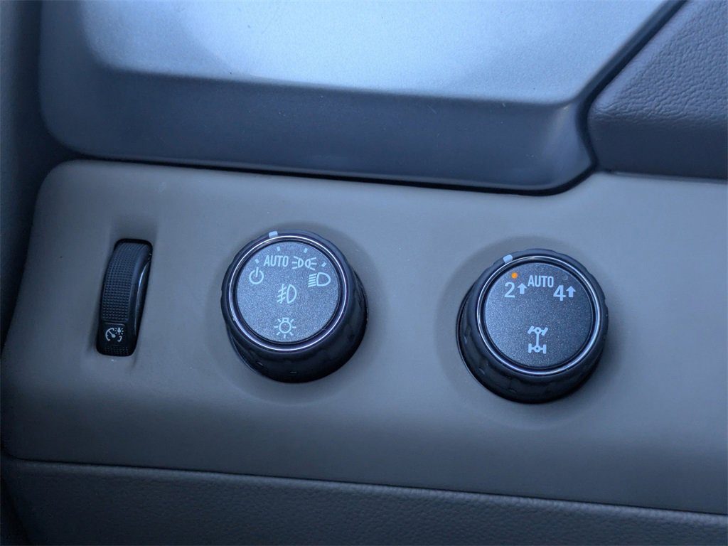 Used 2018 Chevrolet Tahoe Premier image 29