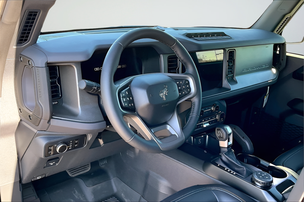 New 2025 Ford Bronco Badlands AWD/4WD image 7