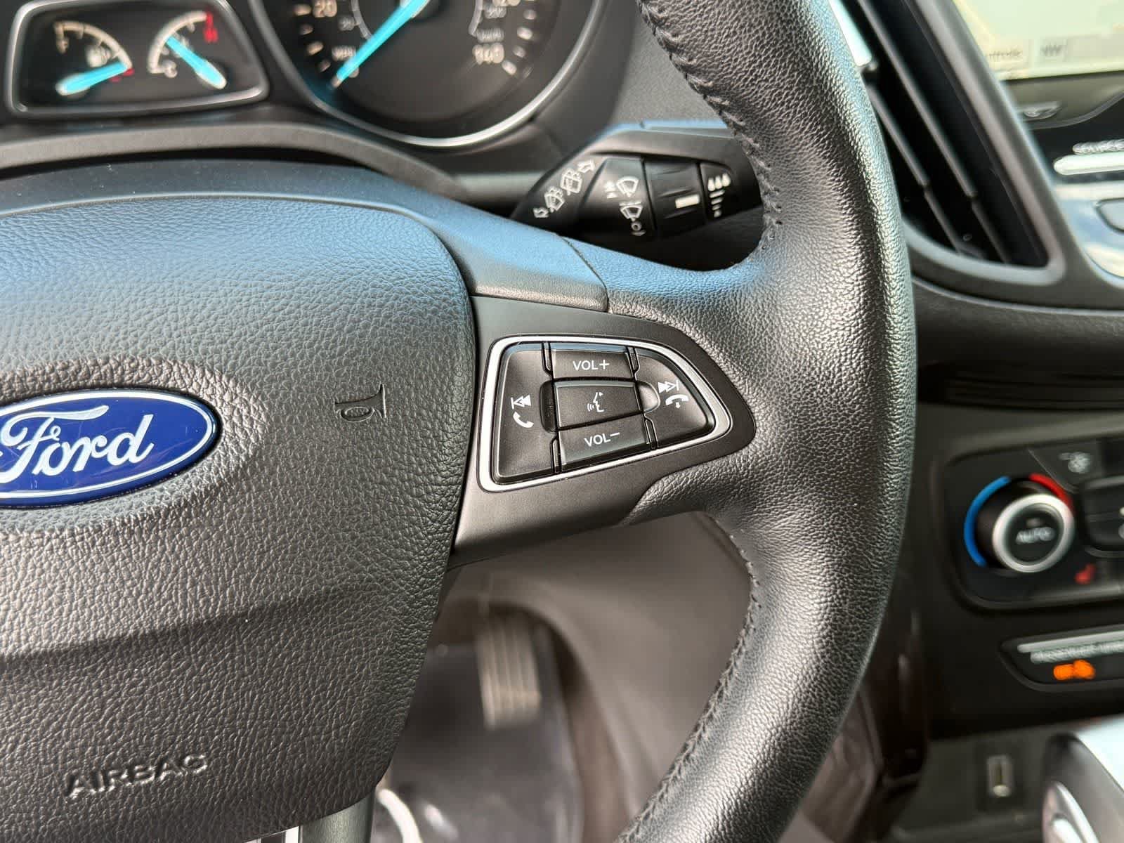 Used 2019 Ford Escape Titanium FWD image 21