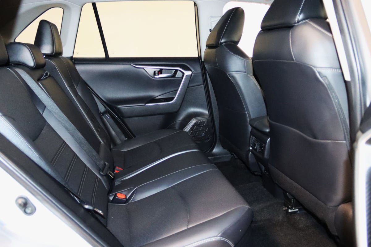 Used 2022 Toyota RAV4 Limited AWD/4WD image 60