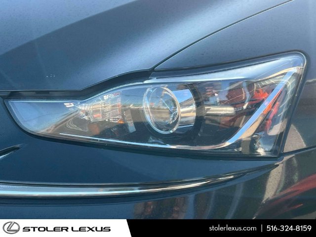 Used 2019 Lexus IS 300 AWD w/ Navigation Package image 10