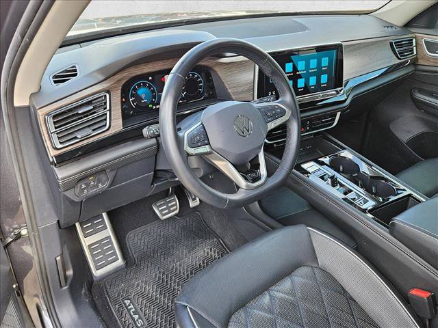 Used 2024 Volkswagen Atlas SEL Premium R-Line AWD/4WD image 10