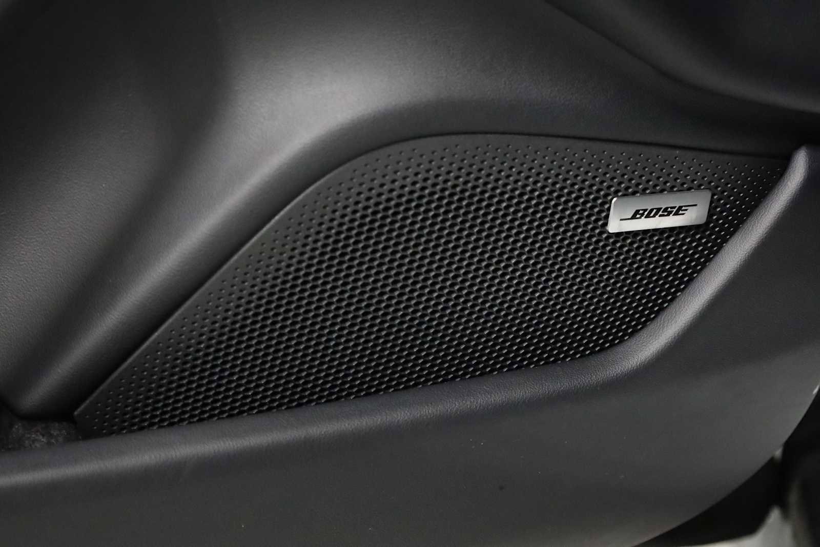 Certified 2025 Porsche Taycan image 18