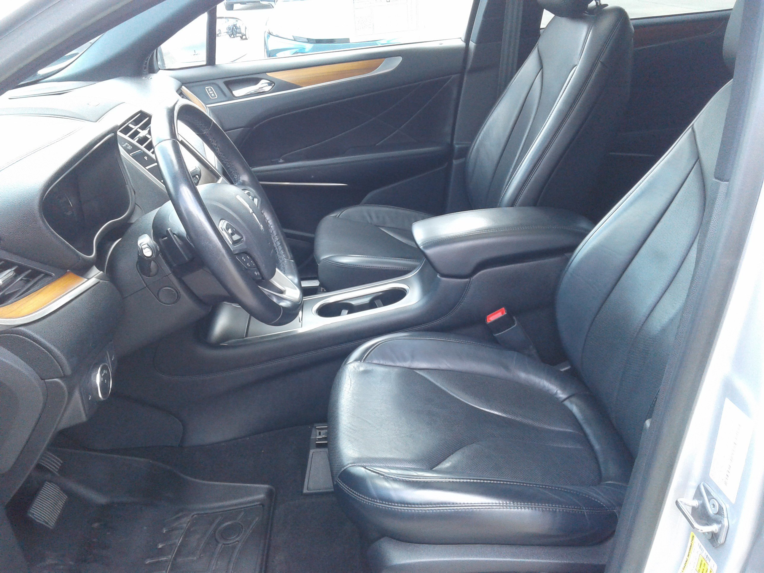 Used 2019 Lincoln MKC Reserve image 15