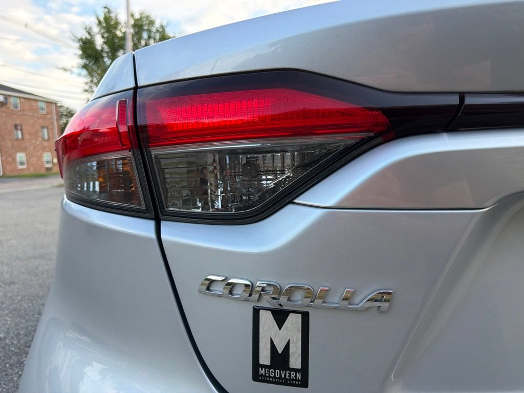 Used 2023 Toyota Corolla XLE FWD image 11