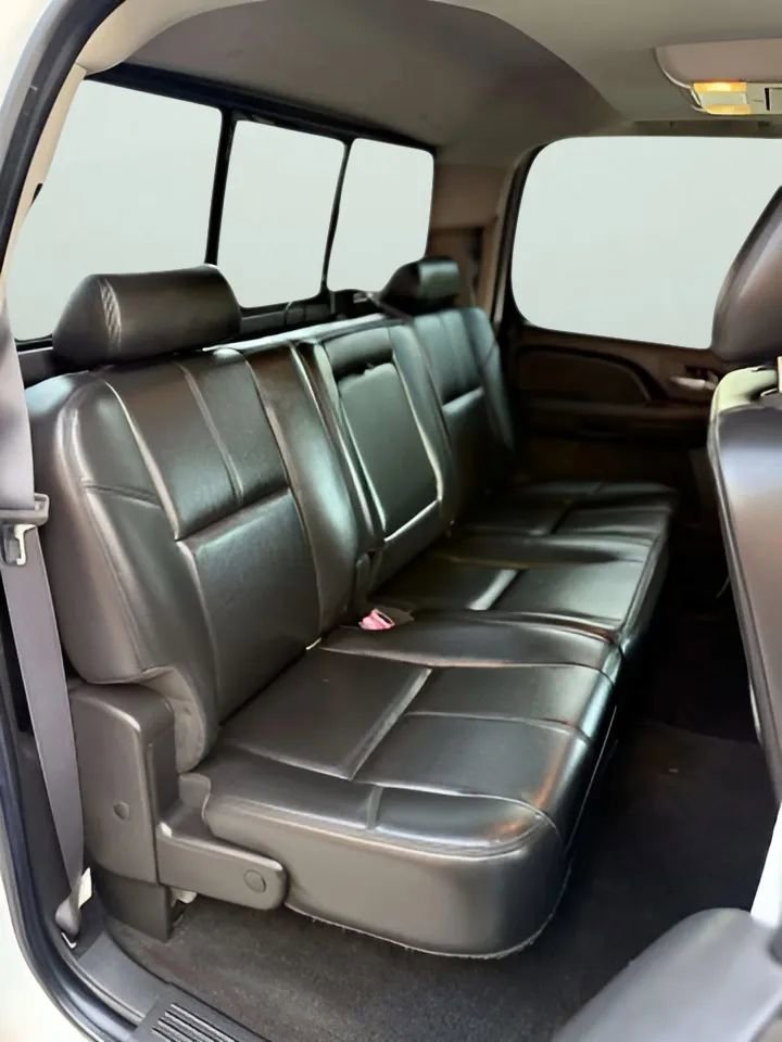 Used 2011 Chevrolet Silverado 1500 LTZ w/ LTZ Plus Package RWD image 38