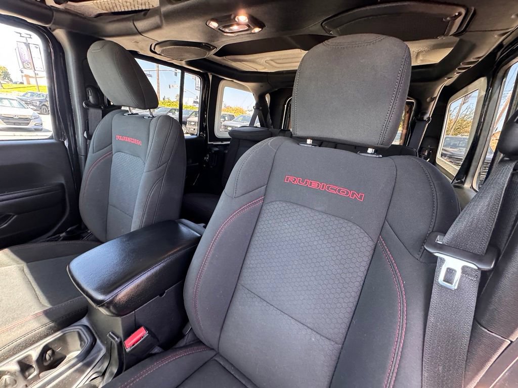 Used 2021 Jeep Wrangler Unlimited Rubicon w/ Xtreme Recon 35" Tire Package AWD/4WD image 19