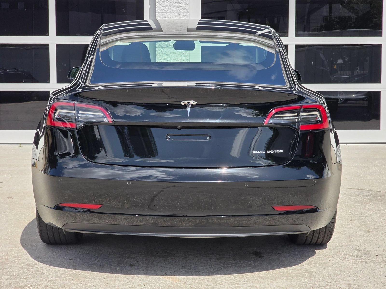 Used 2022 Tesla Model 3 Long Range AWD/4WD image 6