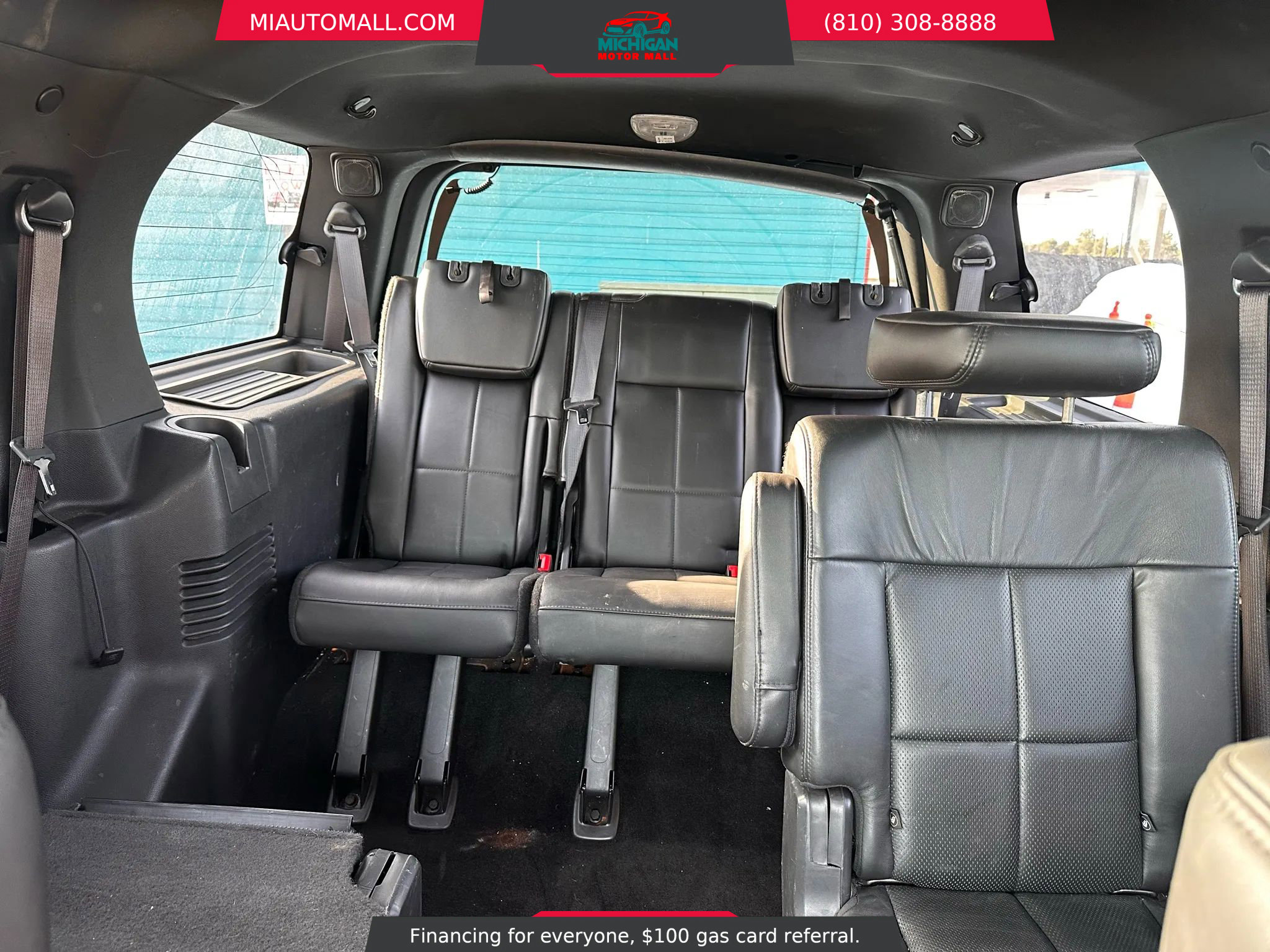 Used 2014 Lincoln Navigator Sport Utility 4D image 24