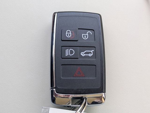 Used 2025 Land Rover Range Rover Autobiography AWD/4WD image 30