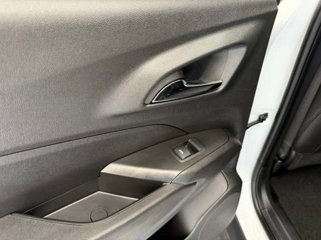 New 2026 Chevrolet Trax LT w/ Driver Confidence Package FWD image 19