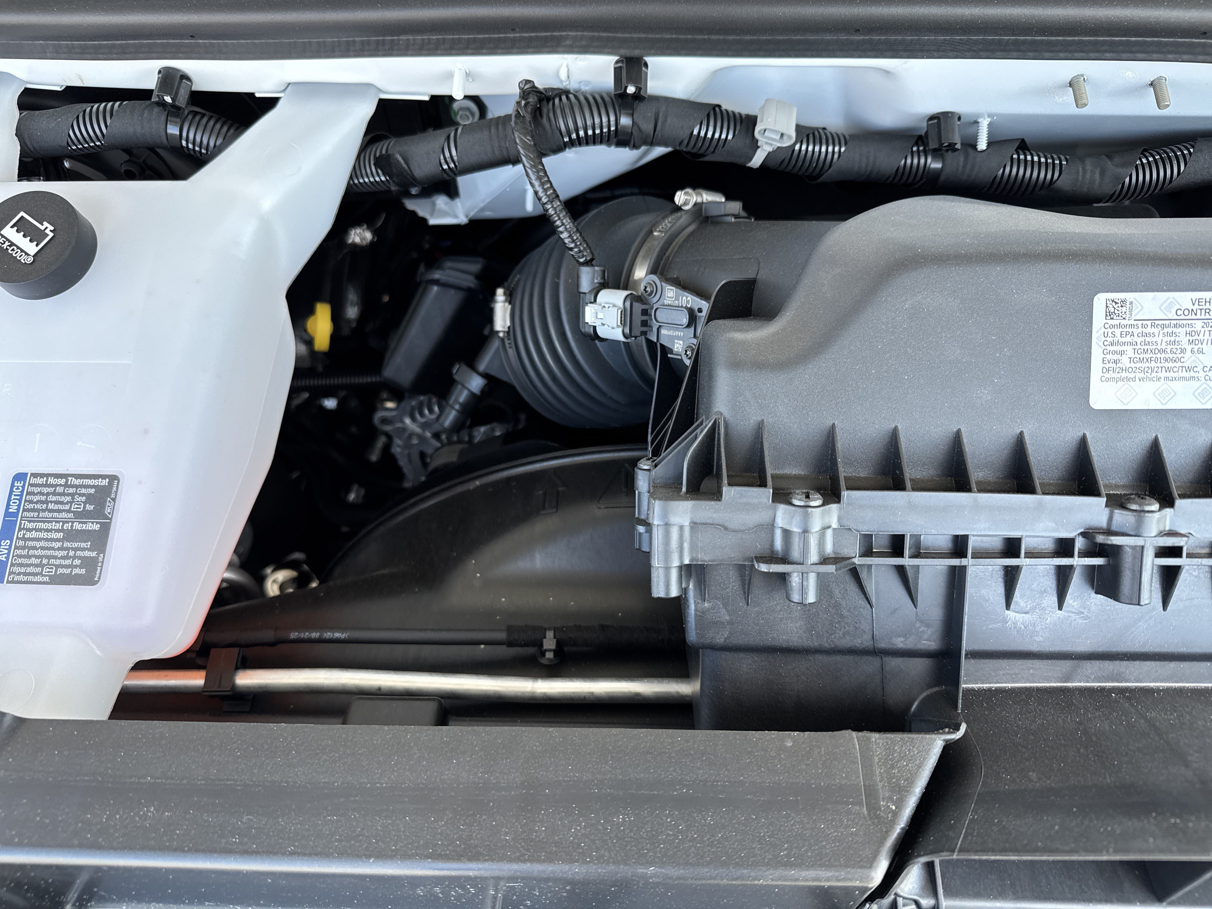 New 2026 GMC Savana 3500 w/ Power Convenience Package RWD image 27