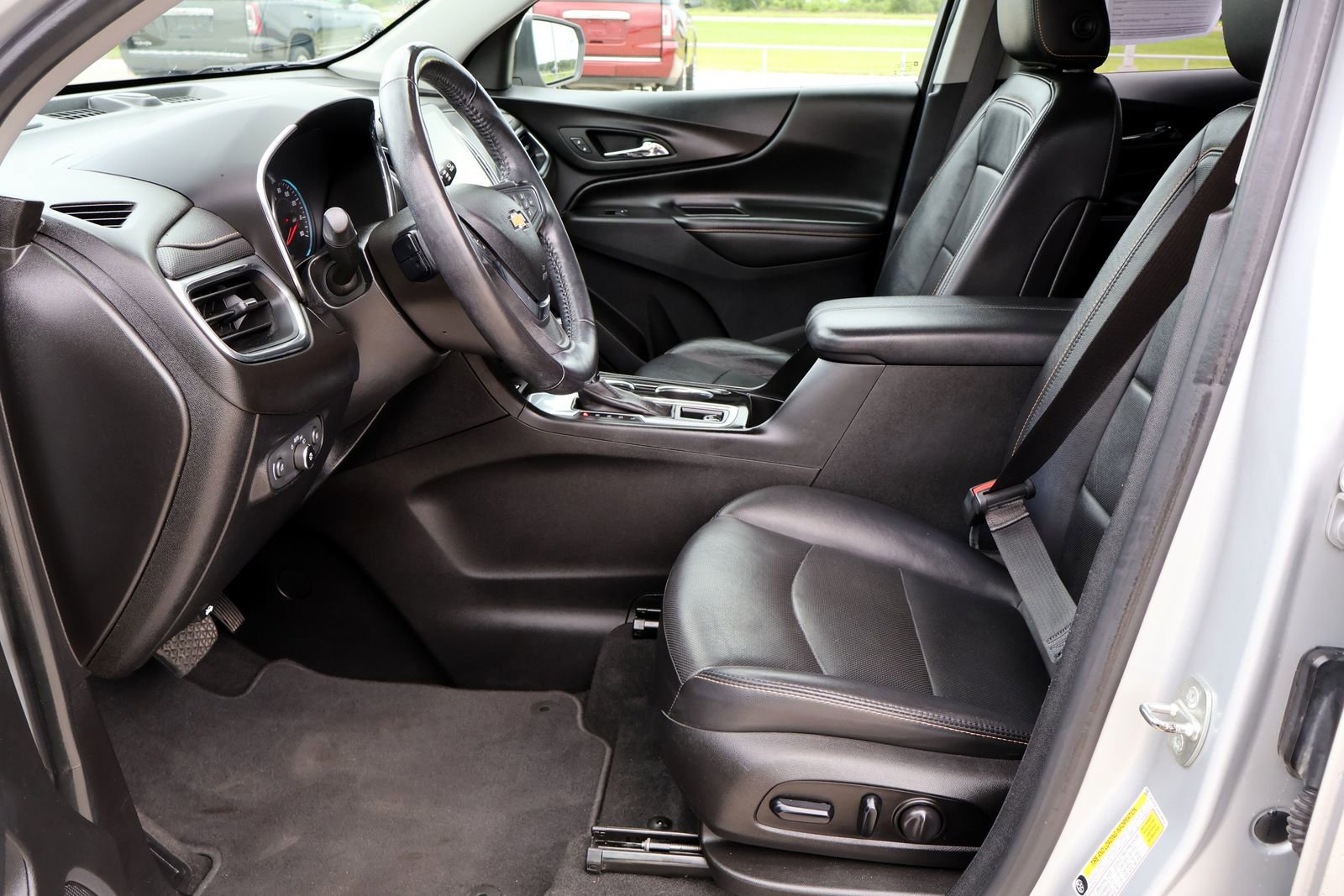 Used 2019 Chevrolet Equinox Premier FWD image 18
