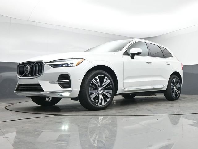 Used 2023 Volvo XC60 B5 Plus w/ Protection Package Premier image 39
