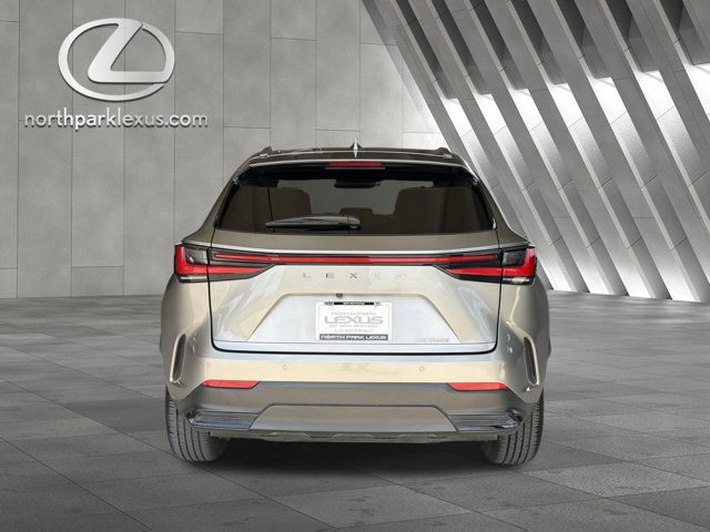 Certified 2025 Lexus NX 250 FWD w/ Towing Package (2000 Lbs) image 28