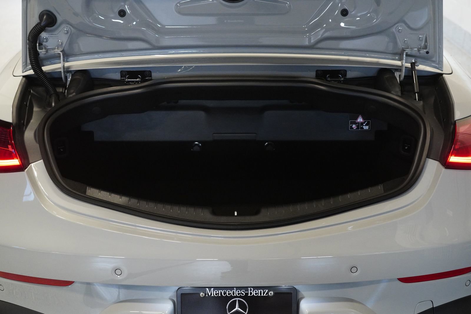 New 2026 Mercedes-Benz CLE 450 4MATIC Cabriolet image 37