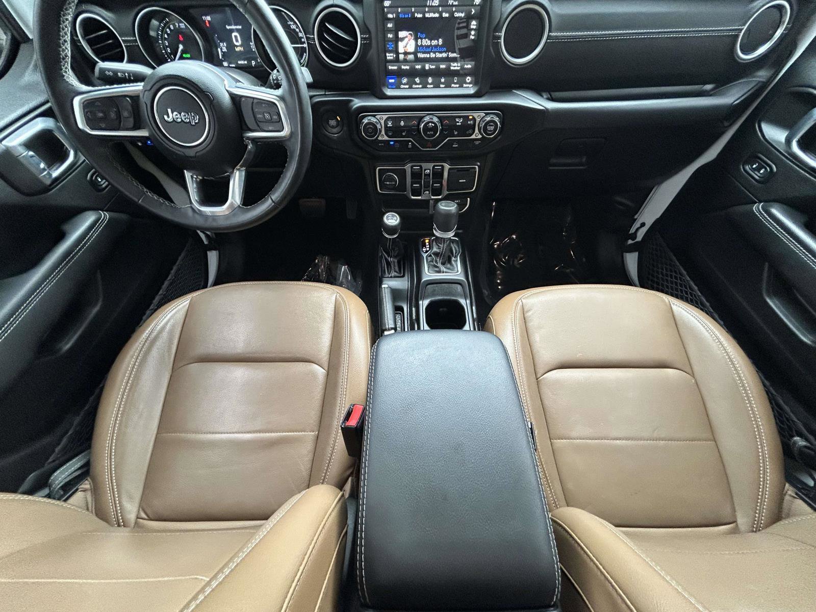 Used 2023 Jeep Wrangler Unlimited Sahara w/ Cold Weather Group image 13