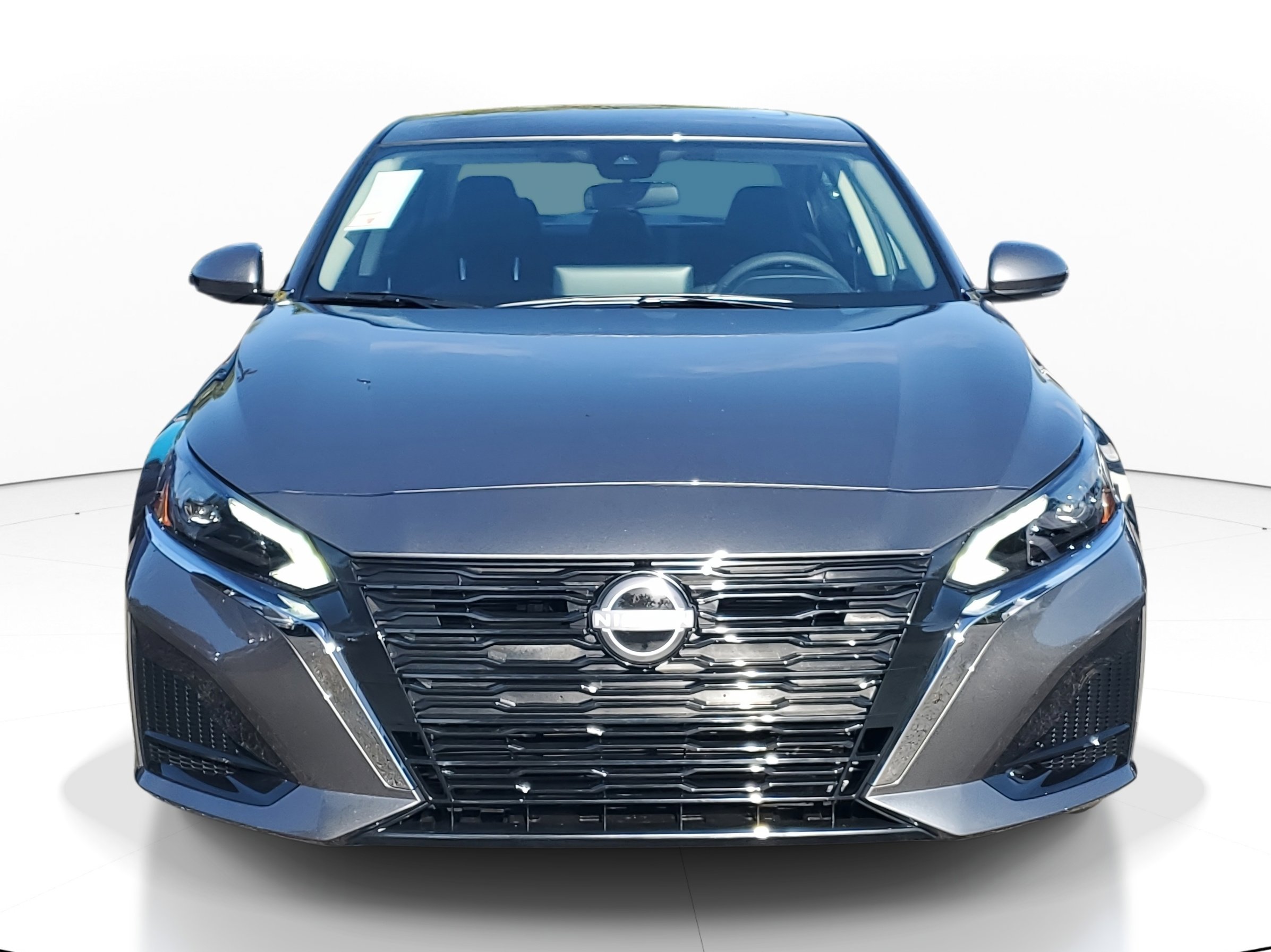 New 2025 Nissan Altima 2.5 SL image 2