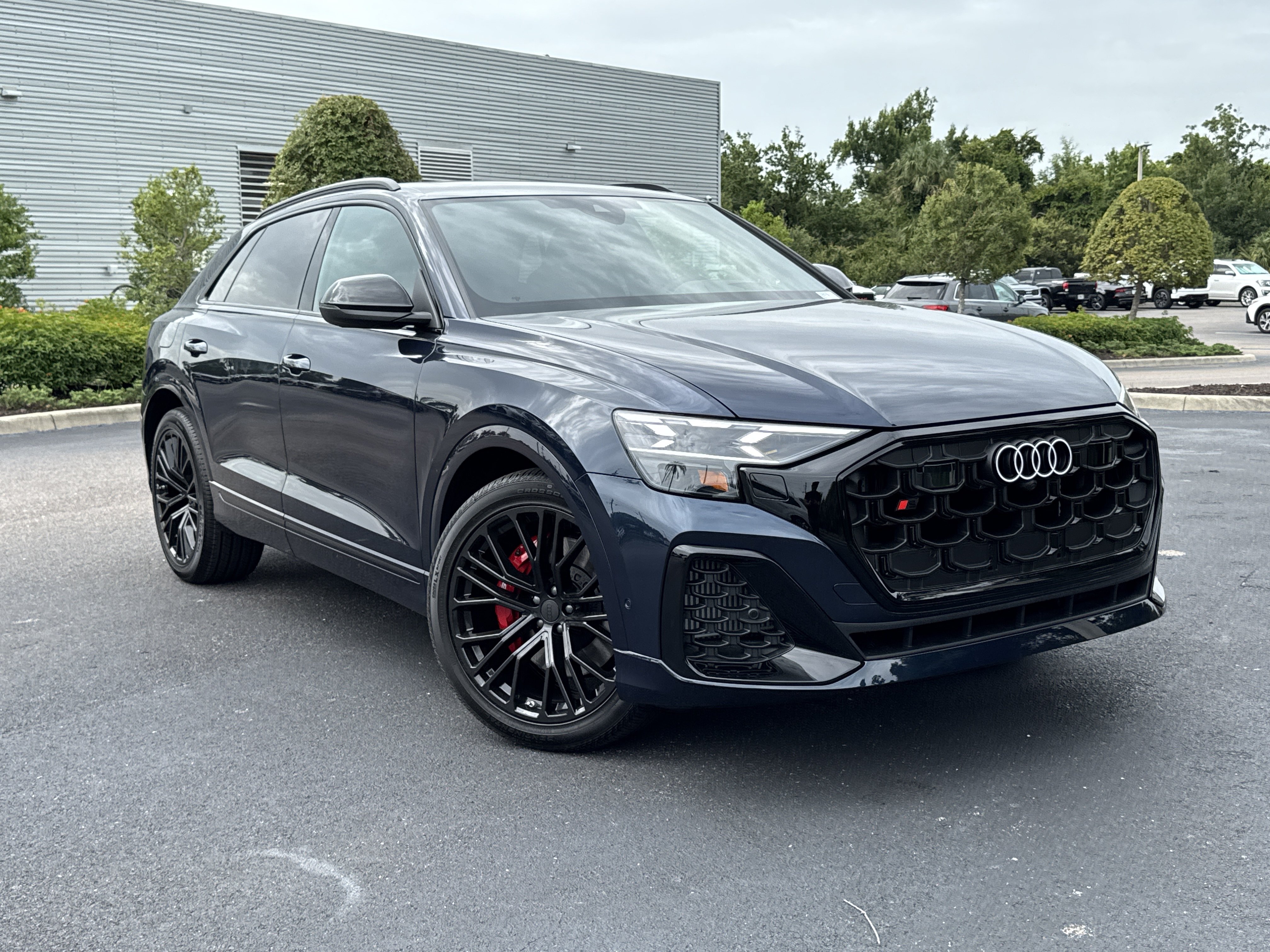 New 2026 Audi SQ8 Prestige