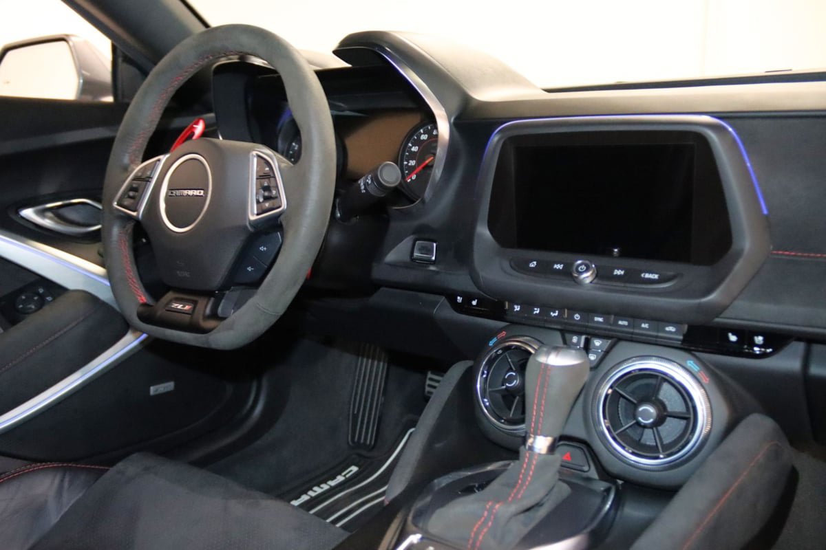 Used 2022 Chevrolet Camaro ZL1 RWD image 62