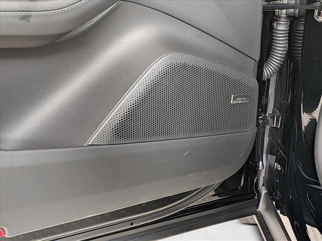 New 2026 Porsche Macan 4S Electric image 14