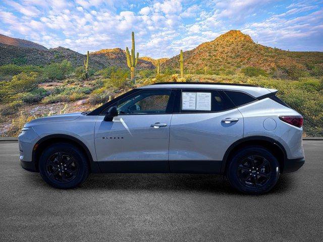 Used 2024 Chevrolet Blazer LT w/ Convenience Package FWD image 8
