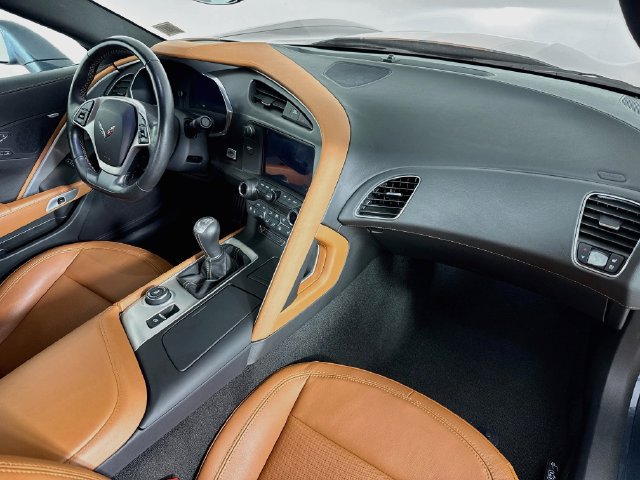 Used 2019 Chevrolet Corvette Stingray Convertible w/ 2LT Preferred Equipment Group RWD image 28