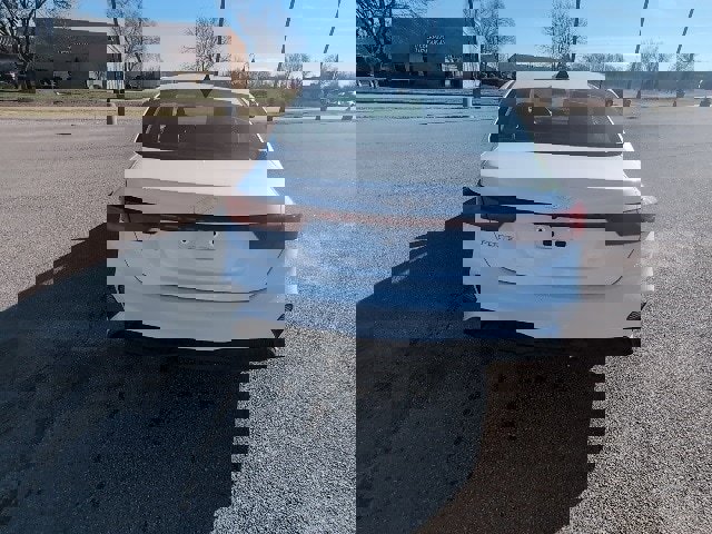 Used 2024 Kia Forte LXS image 4