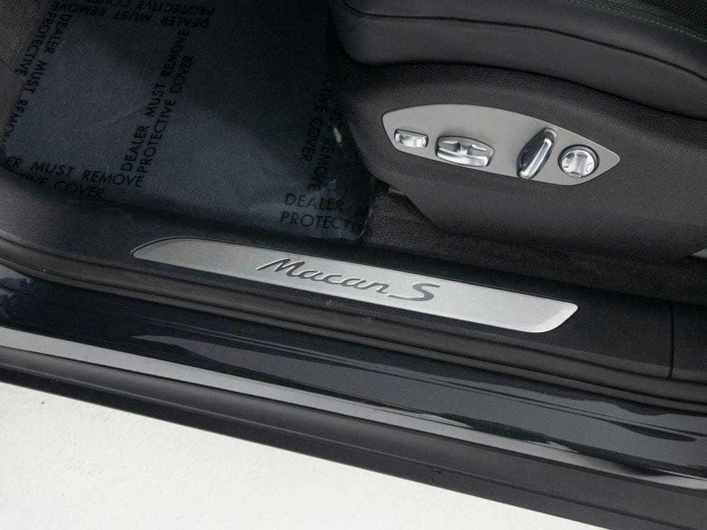 New 2026 Porsche Macan S AWD/4WD image 21