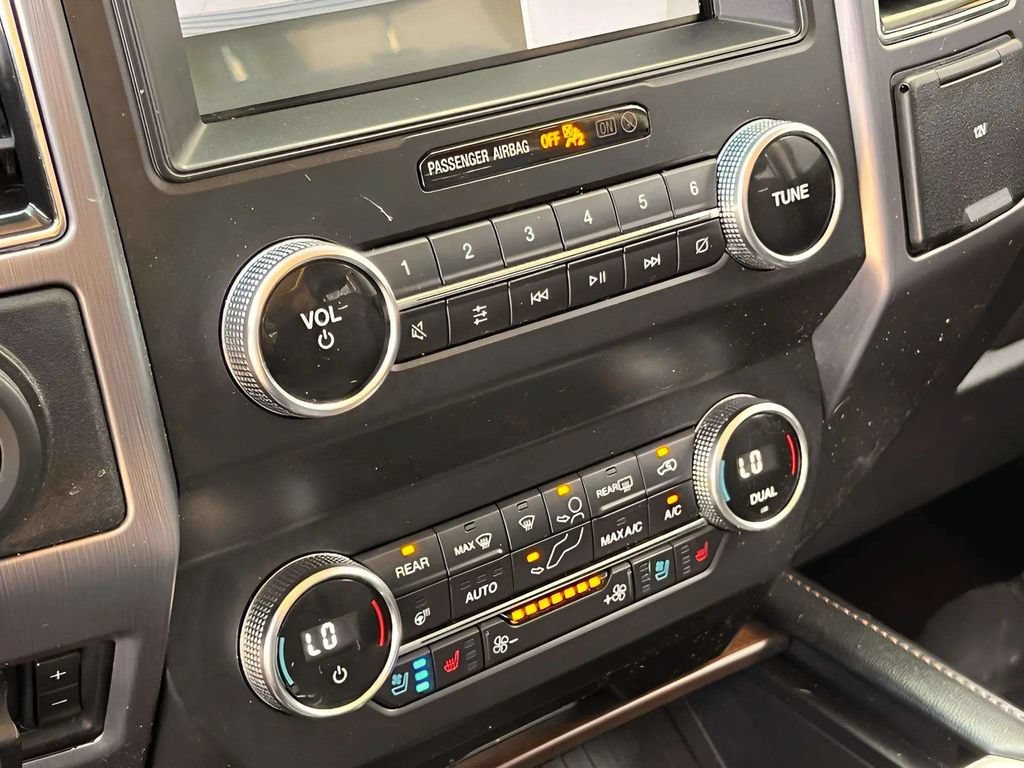 Used 2019 Ford Expedition Max Platinum AWD/4WD image 24
