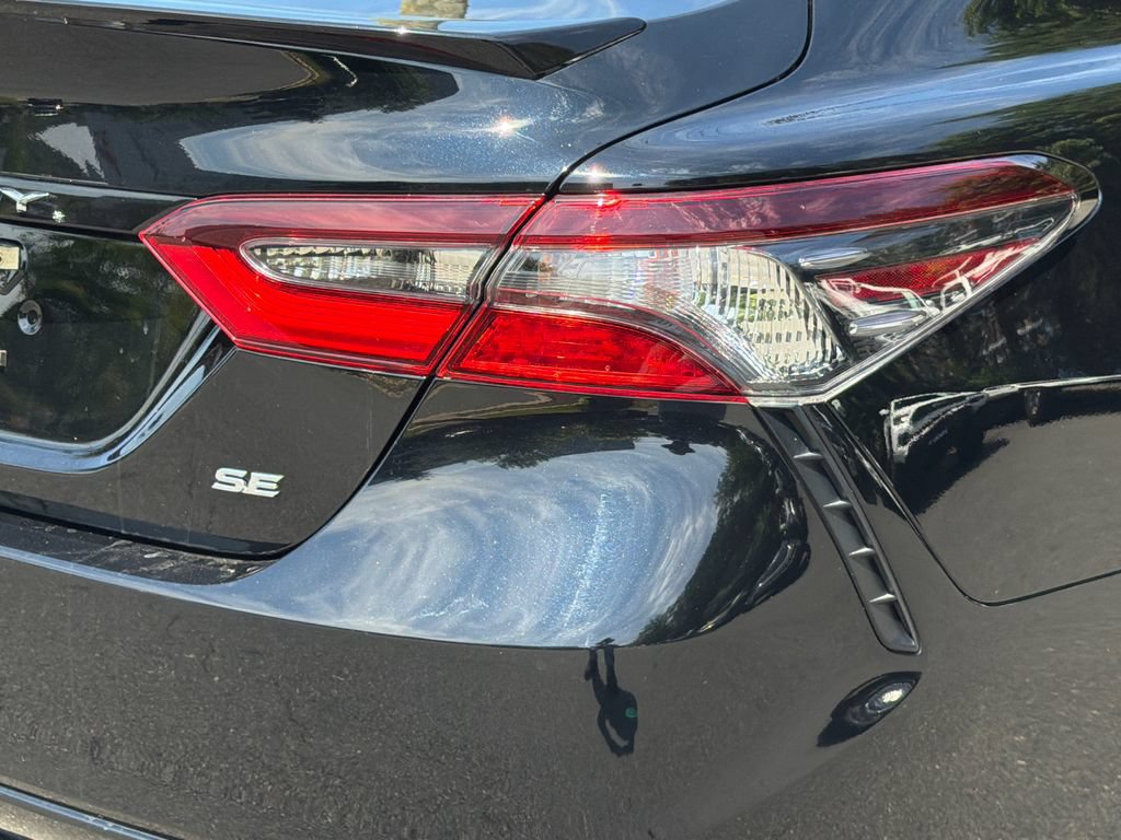 Used 2024 Toyota Camry SE FWD image 6