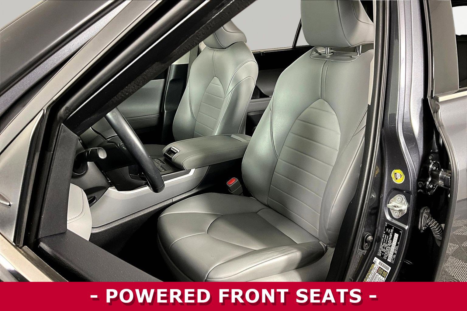 Used 2020 Toyota Highlander XLE image 21