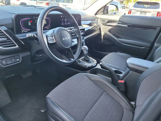 Certified 2025 Kia Seltos S image 12