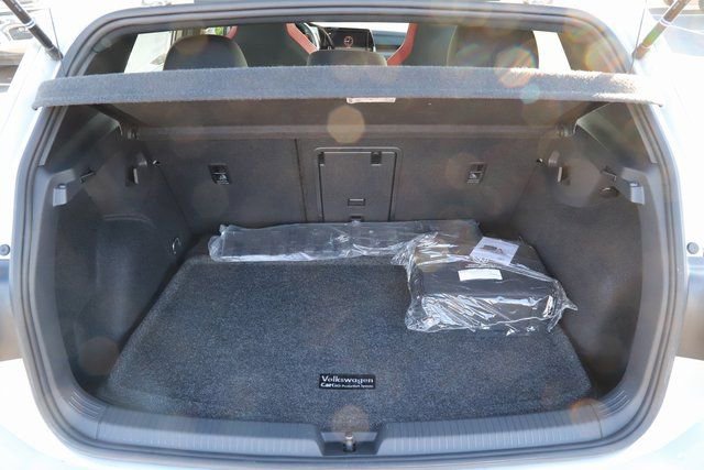 Used 2023 Volkswagen GTI Autobahn image 8