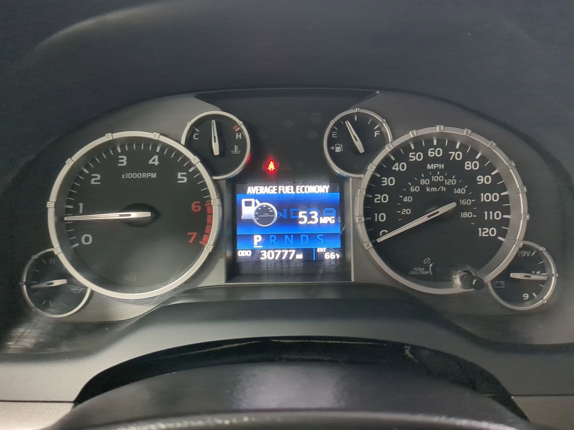 Used 2017 Toyota Tundra SR5 w/ TRD Off Road Package image 12