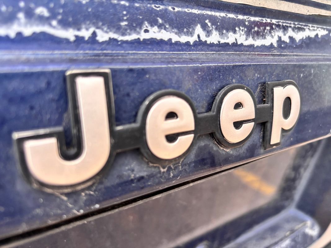 Used 1996 Jeep Cherokee Country image 11