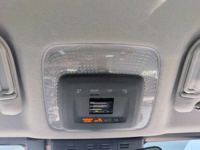 Used 2023 Toyota Prius XLE FWD image 26