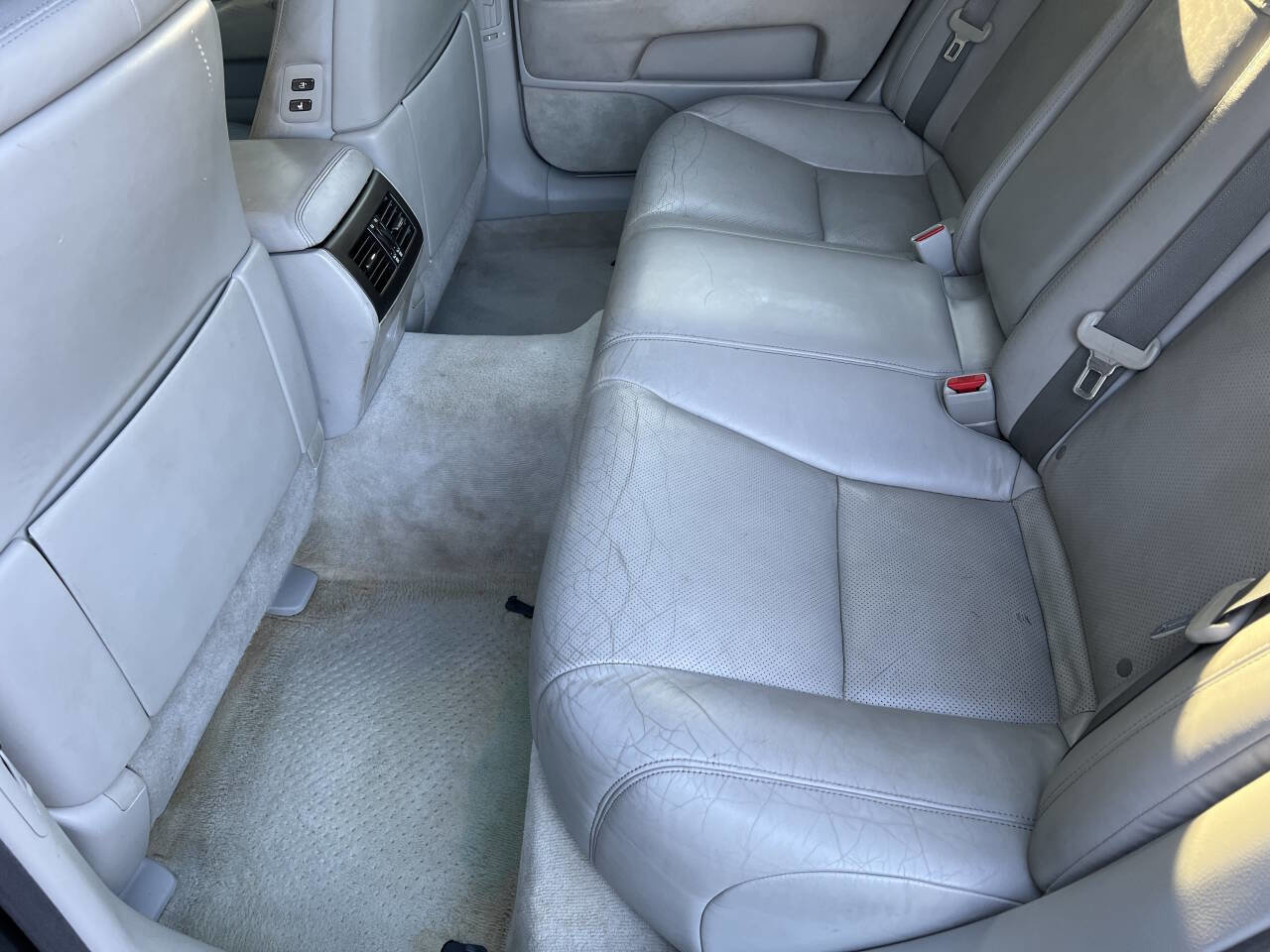 Used 2011 Lexus LS 460 AWD w/ Comfort Pkg image 14