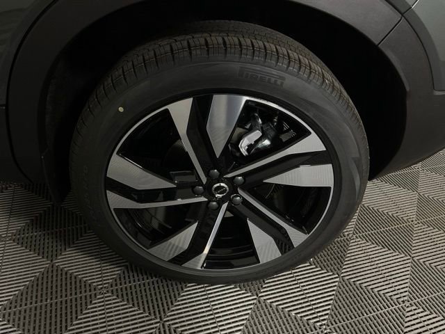 New 2026 Volvo XC40 B5 Ultra w/ Protection Package Premier AWD/4WD image 41