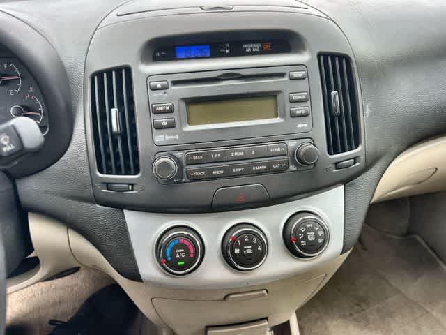 Used 2008 Hyundai Elantra Sedan FWD image 18