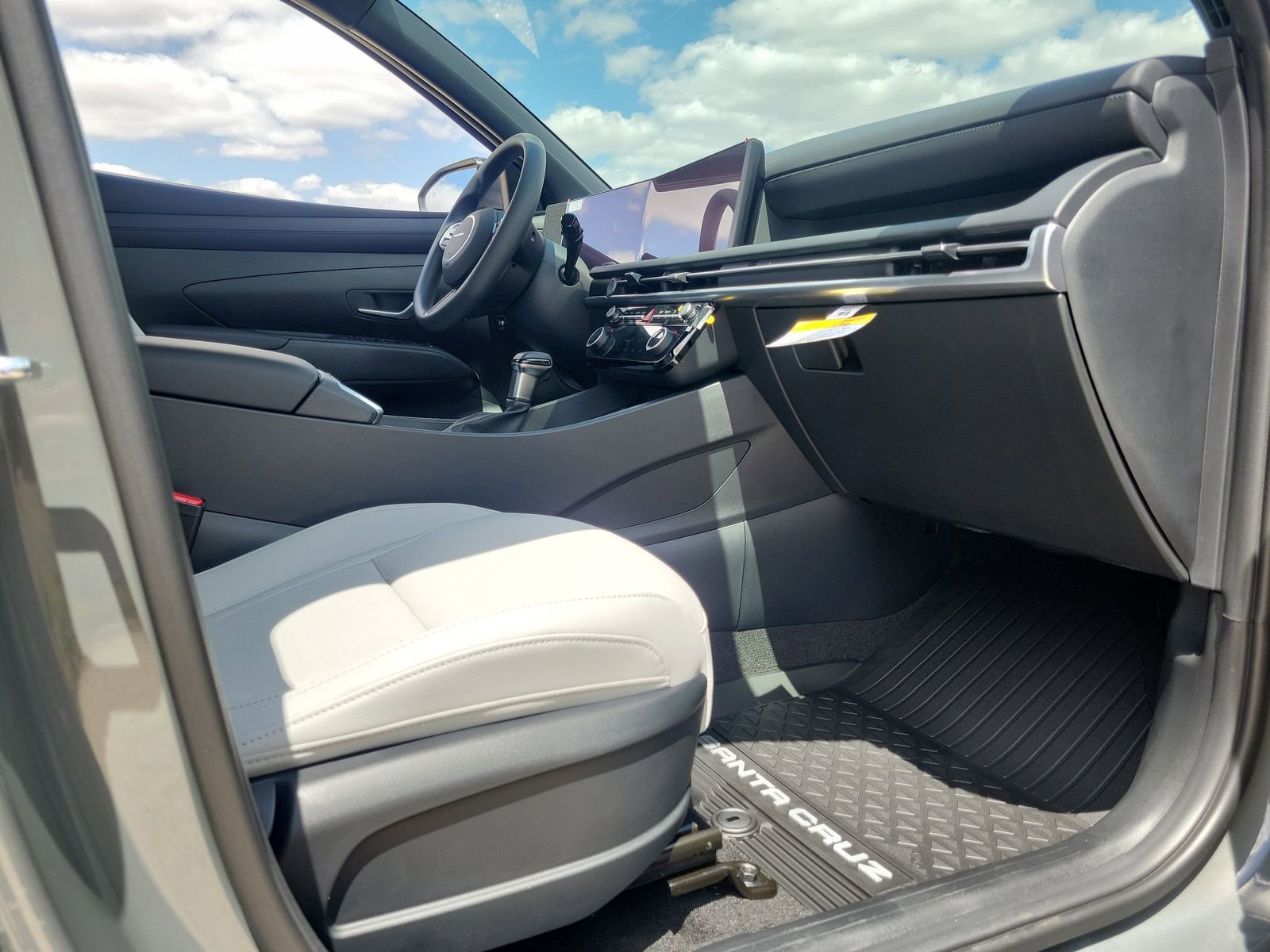 New 2026 Hyundai Santa Cruz SEL FWD image 17