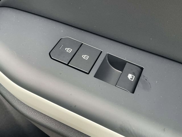 New 2025 Kia K4 GT-Line Turbo image 17