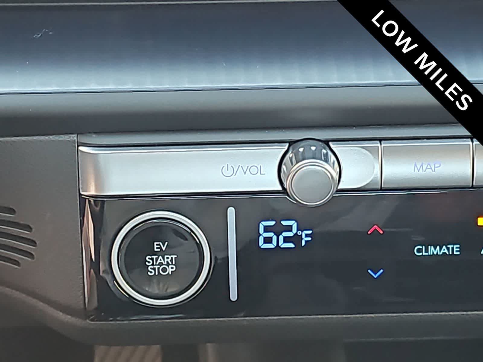 Certified 2025 Hyundai Ioniq 6 SE RWD image 23