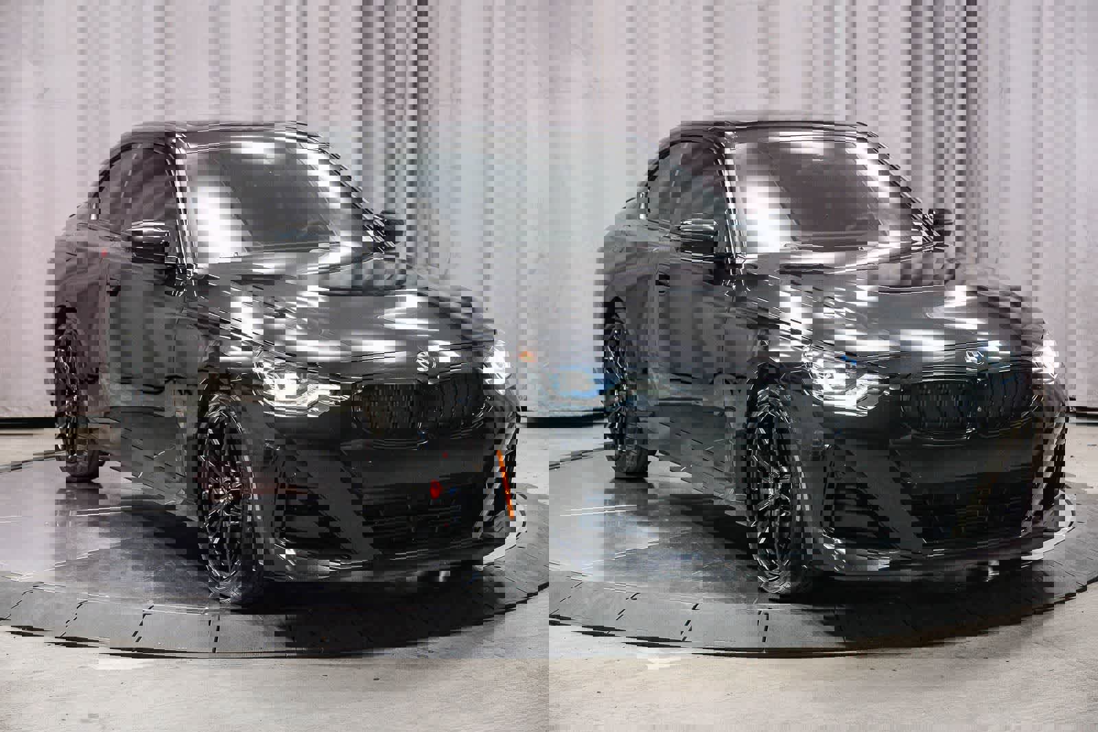 Used 2024 BMW 230i Coupe w/ Premium Package image 5