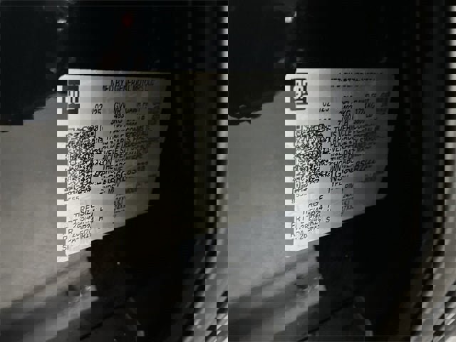 Certified 2025 Chevrolet Suburban High Country image 35