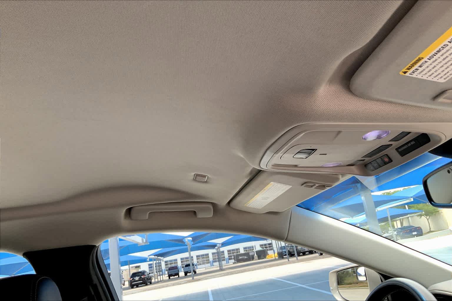 Used 2013 Cadillac XTS Luxury FWD image 14