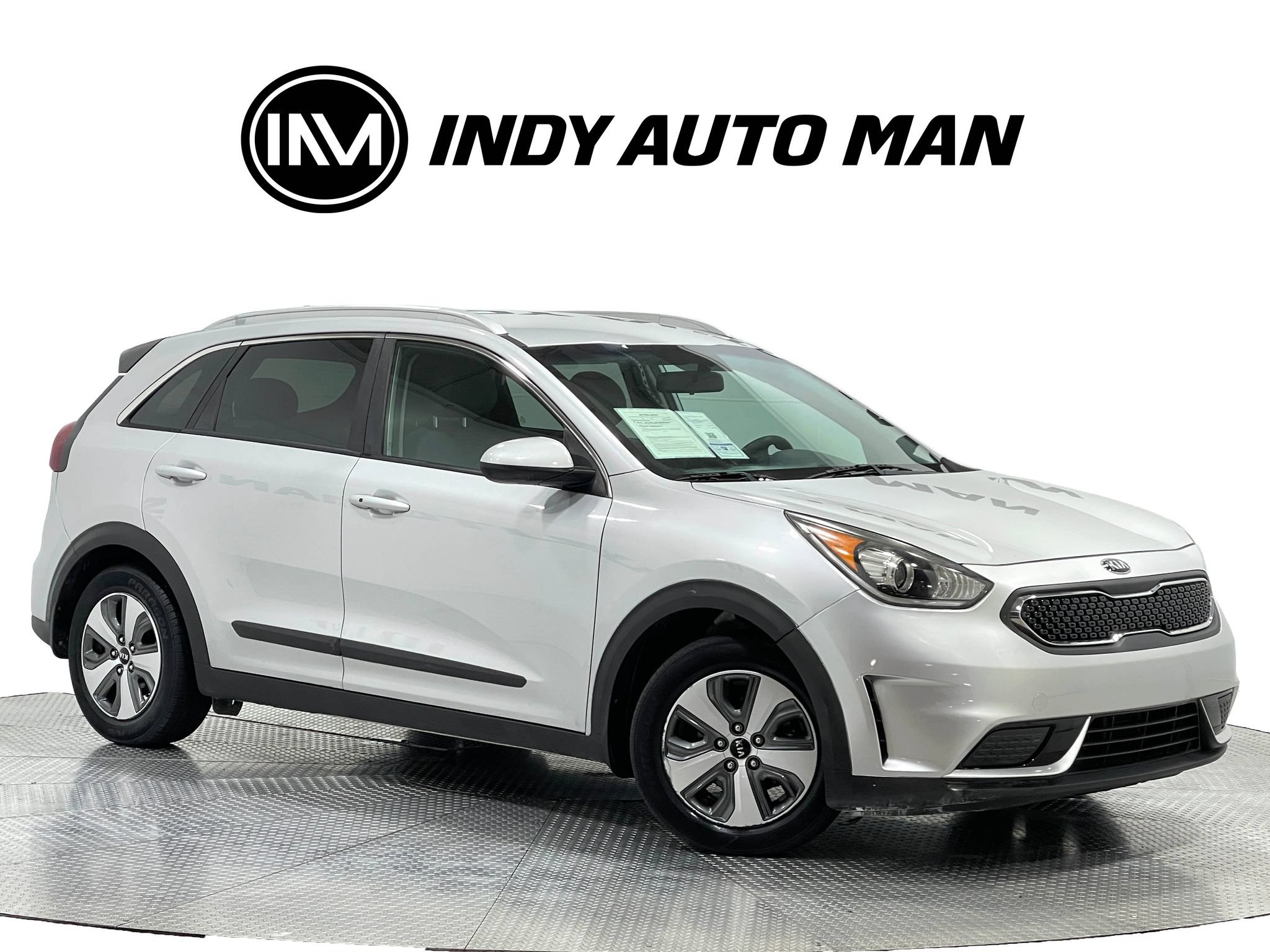 Used 2019 Kia Niro LX FWD image 2